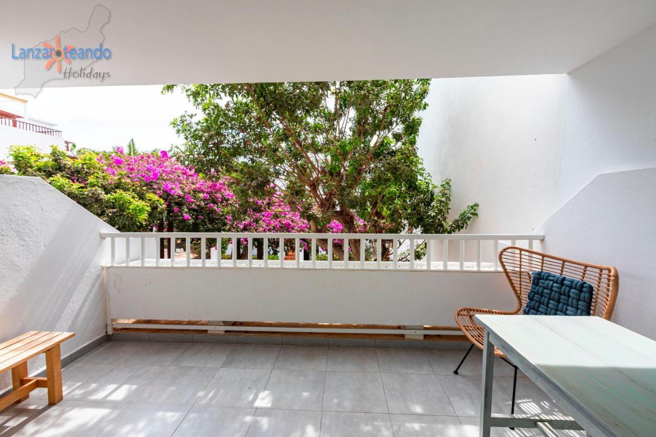 Vivienda Vacacional Tamarindo Costa Teguise Bagian luar foto