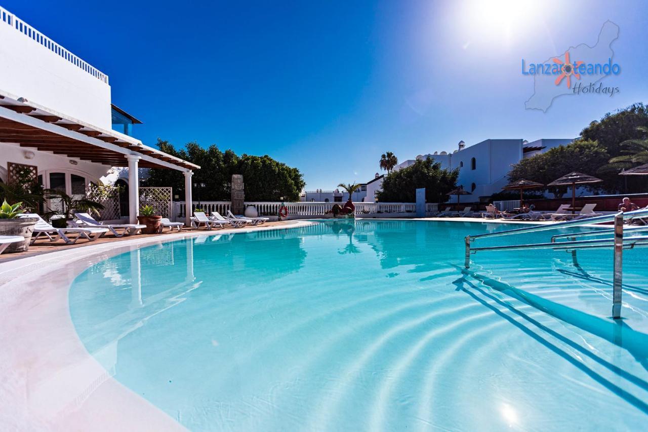 Vivienda Vacacional Tamarindo Costa Teguise Bagian luar foto
