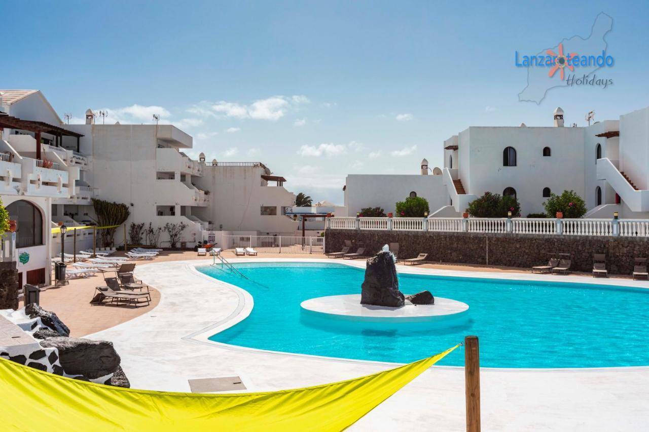Vivienda Vacacional Tamarindo Costa Teguise Bagian luar foto