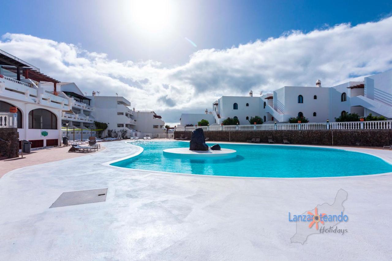 Vivienda Vacacional Tamarindo Costa Teguise Bagian luar foto
