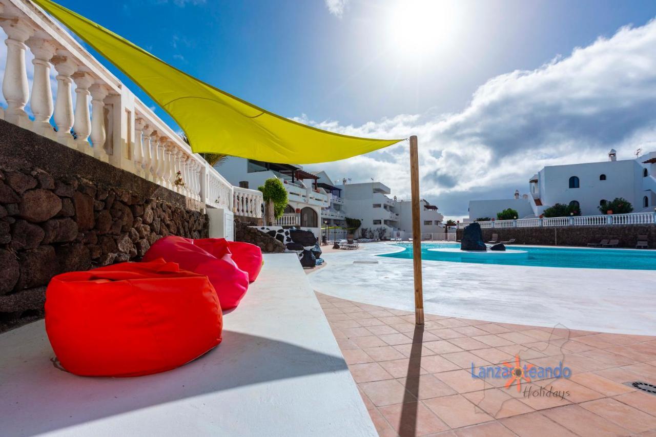 Vivienda Vacacional Tamarindo Costa Teguise Bagian luar foto